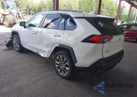 2020 Toyota Rav4 Xle Premium z USA, uszkodzony, nr VIN 2T3A1RFV7LW090773